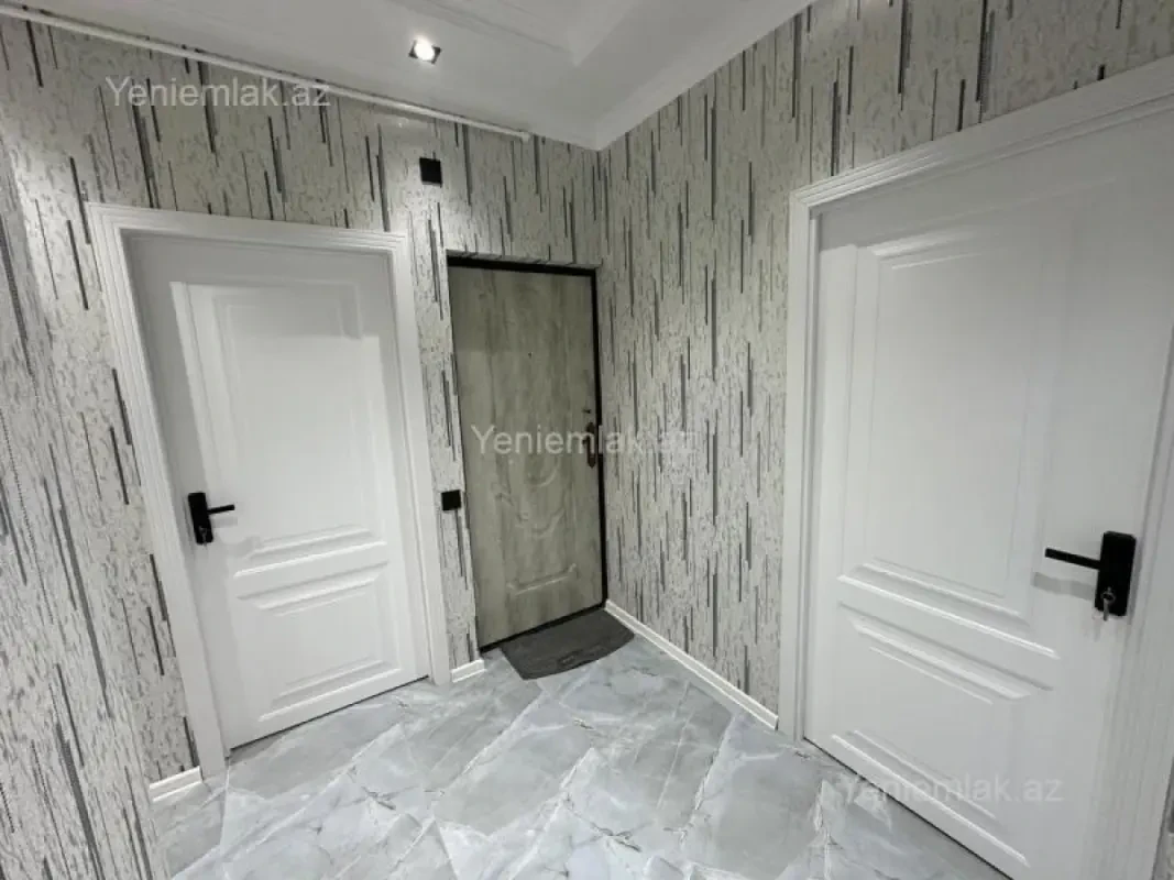 Satılır 2 otaqlı köhnə tikili 60 m²