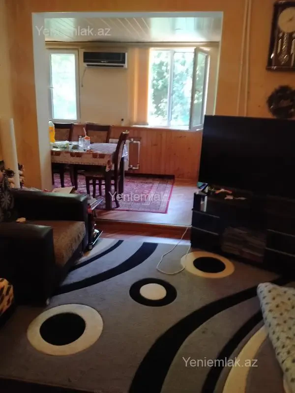 Satılır 3 otaqlı köhnə tikili 57 m²