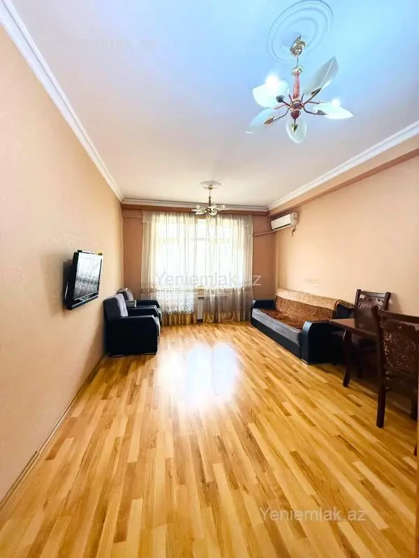 Satılır 2 otaqlı yeni tikili 70 m²