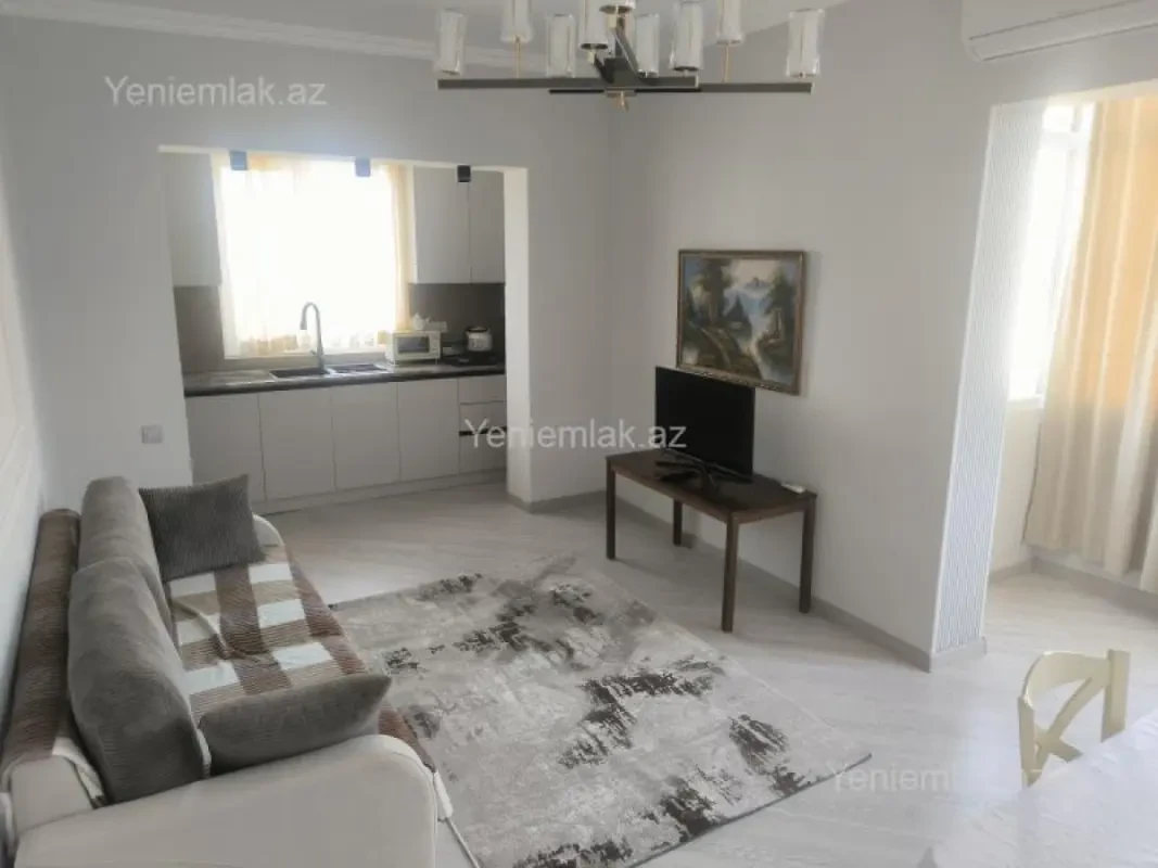 Satılır 1 otaqlı köhnə tikili 32 m²