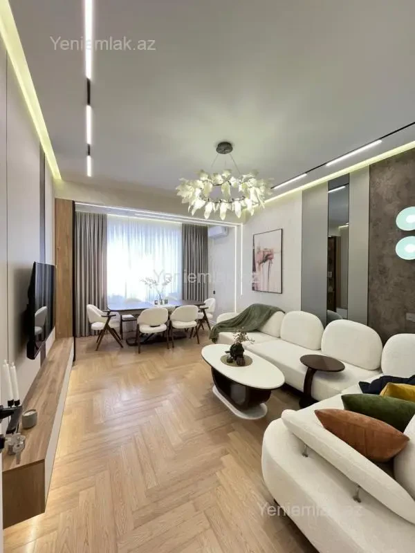 Satılır 3 otaqlı yeni tikili 117 m²