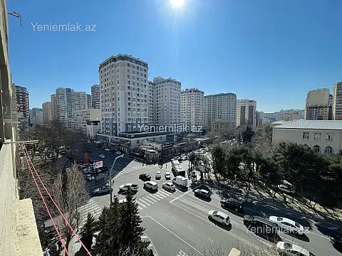 Satılır 2 otaqlı köhnə tikili 65 m² — Bakı, Nərimanov 2 otaq 65.00 m²