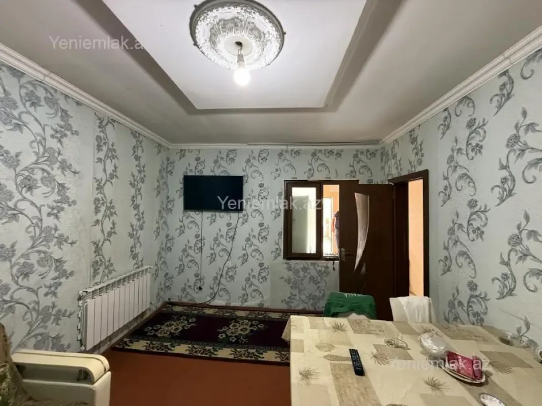 Satılır 2 otaqlı həyət evi 55 m²