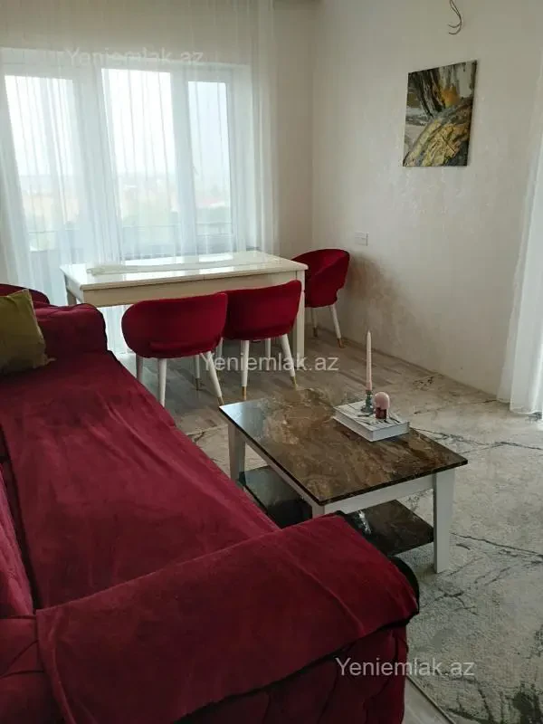 Satılır 2 otaqlı köhnə tikili 65 m²