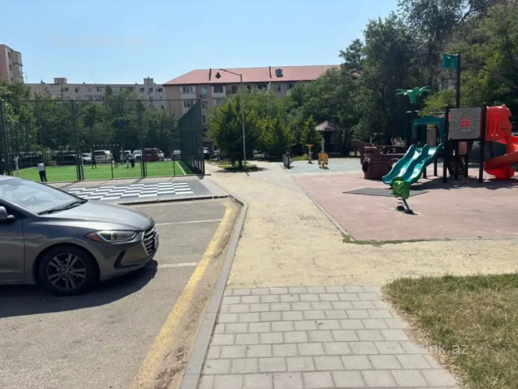 Satılır 2 otaqlı köhnə tikili 43 m²
