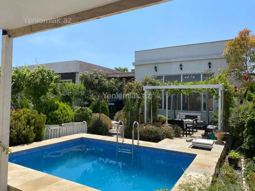 Satılır 3 otaqlı həyət evi 130 m²