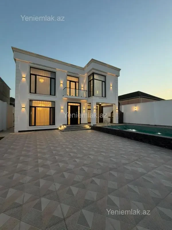Satılır 4 otaqlı həyət evi 220 m²