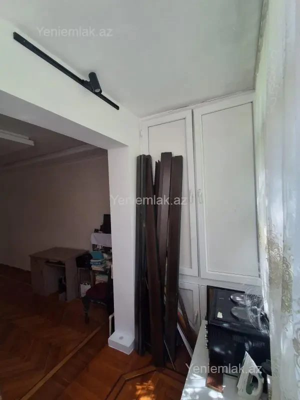 Satılır 2 otaqlı köhnə tikili 46 m²