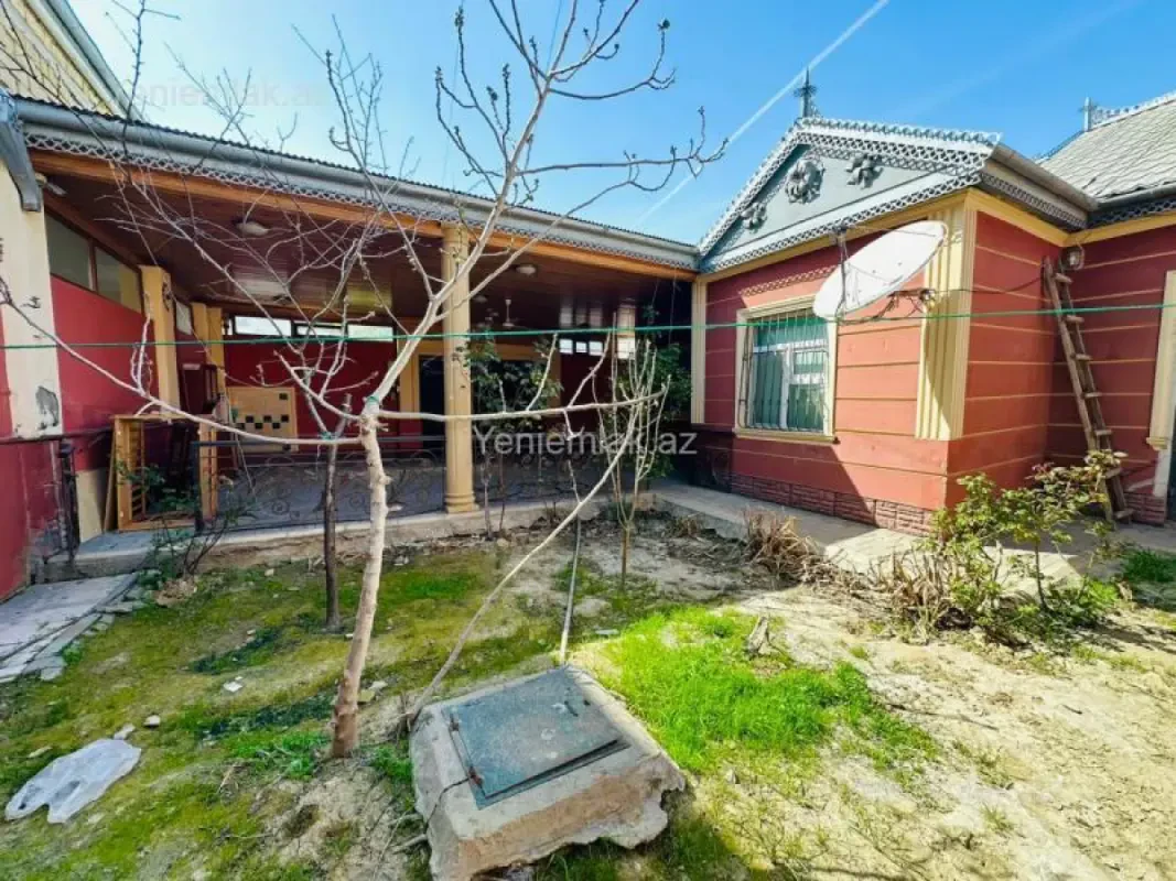 Satılır 5 otaqlı həyət evi 120 m²