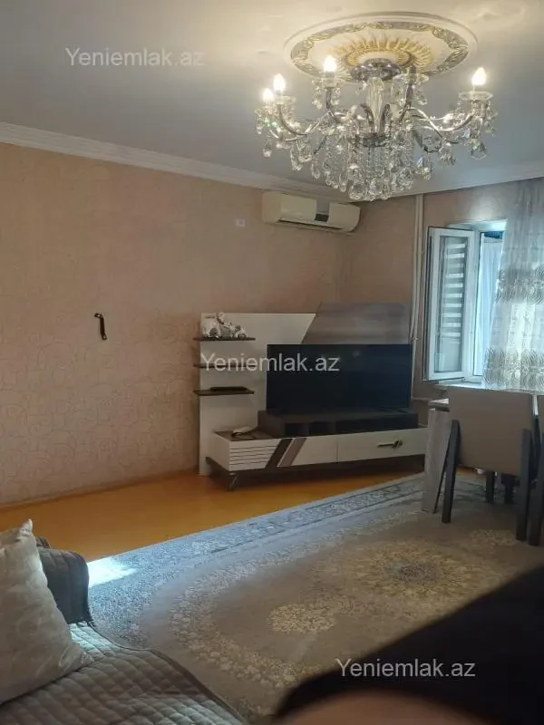 Satılır 3 otaqlı köhnə tikili 85 m²