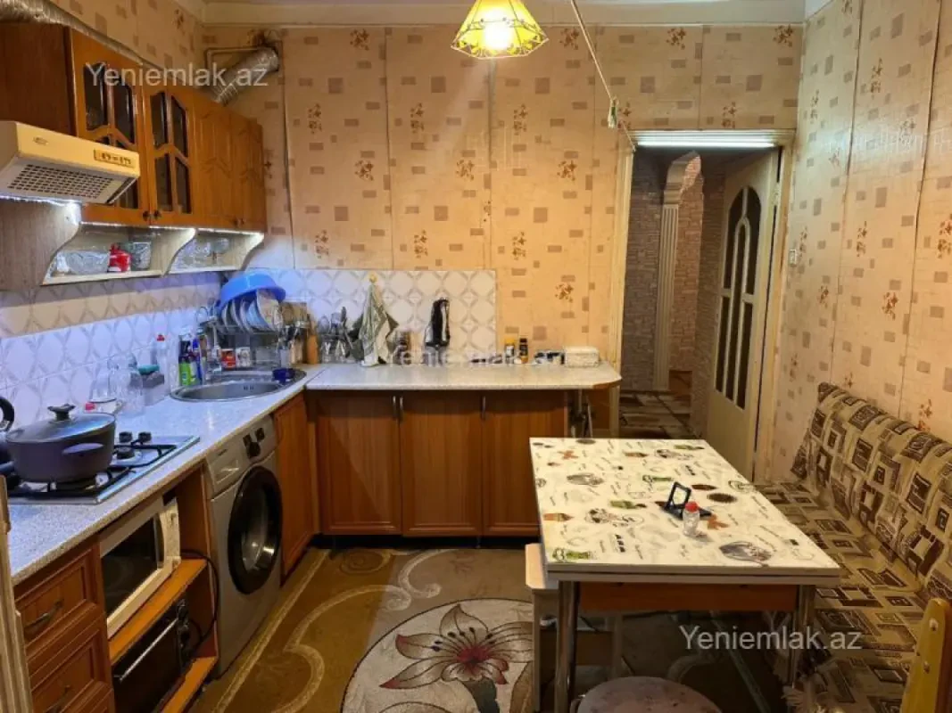 Satılır 3 otaqlı yeni tikili 80 m²
