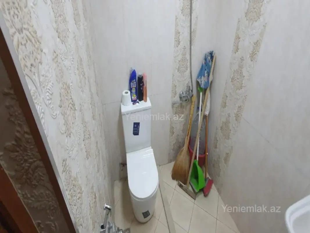 Satılır 4 otaqlı köhnə tikili 91 m²