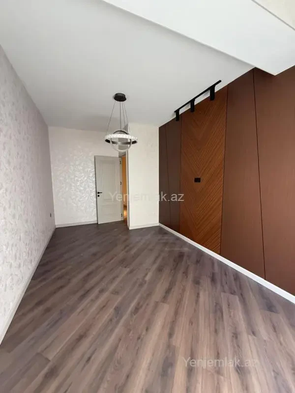 Satılır 2 otaqlı yeni tikili 67 m²