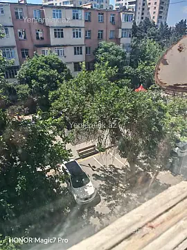 Satılır 3 otaqlı köhnə tikili 76 m² — Bakı, Nizami 3 otaq 76.00 m²