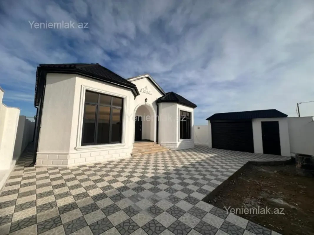Satılır 4 otaqlı həyət evi 129 m²