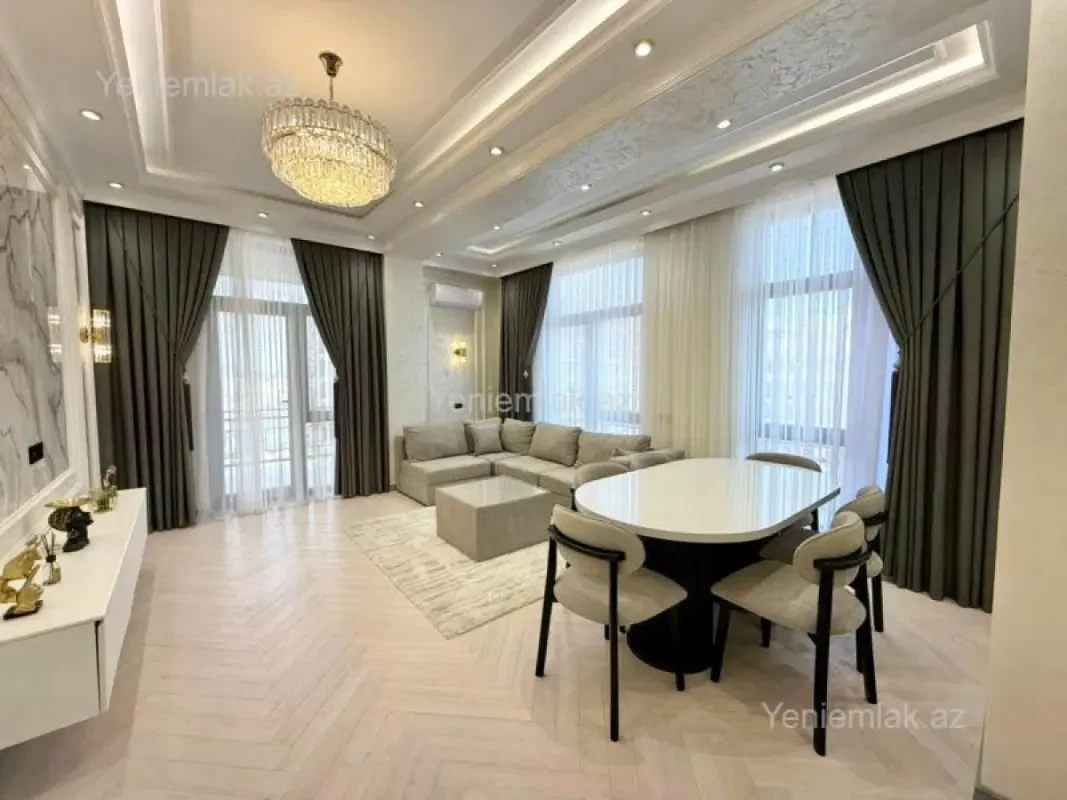 Satılır 5 otaqlı yeni tikili 185 m²