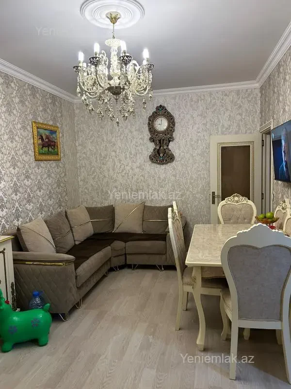 Satılır 2 otaqlı köhnə tikili 30 m²