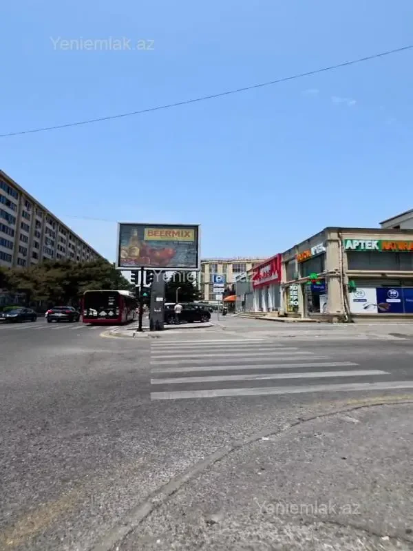 Satılır 3 otaqlı köhnə tikili 90 m²