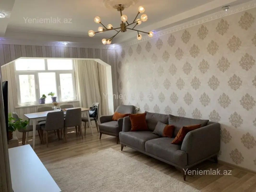 Satılır 2 otaqlı köhnə tikili 62 m²