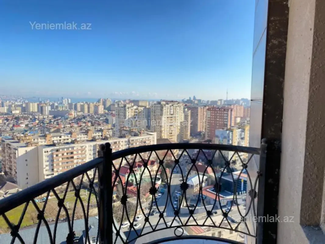 Satılır 3 otaqlı yeni tikili 130.34 m²