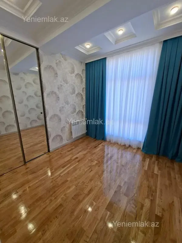 Satılır 3 otaqlı yeni tikili 92 m²