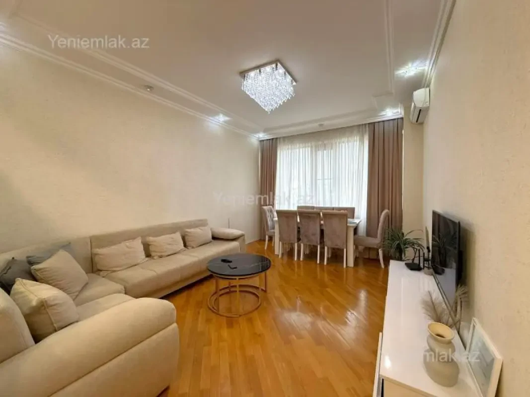 Satılır 3 otaqlı yeni tikili 80 m²