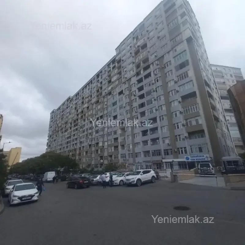 Satılır 4 otaqlı yeni tikili 137 m²
