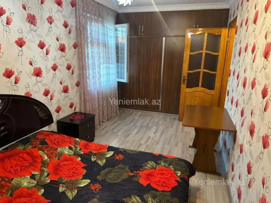 Satılır 2 otaqlı köhnə tikili 48 m²