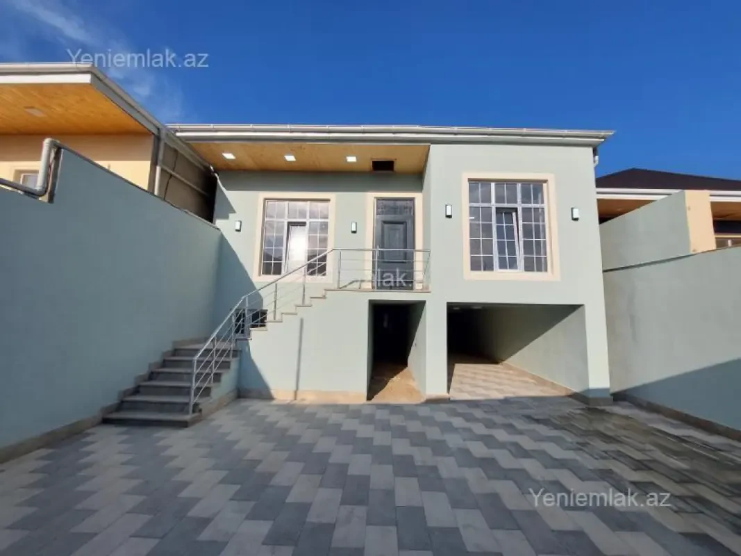 Satılır 4 otaqlı həyət evi 175 m²