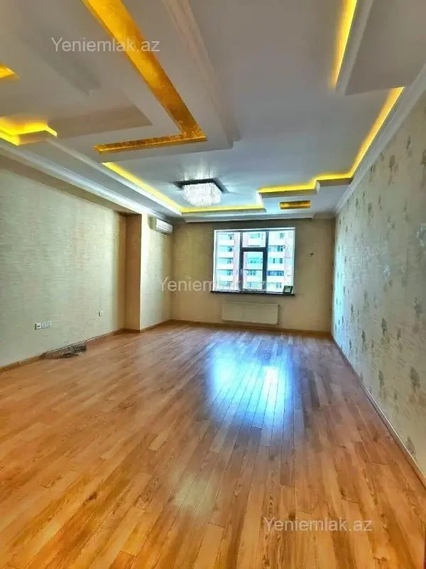 Satılır 3 otaqlı yeni tikili 110 m²
