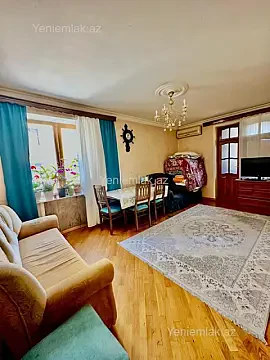Satılır 2 otaqlı köhnə tikili 60 m² — Bakı, Nizami 2 otaq 60.00 m²