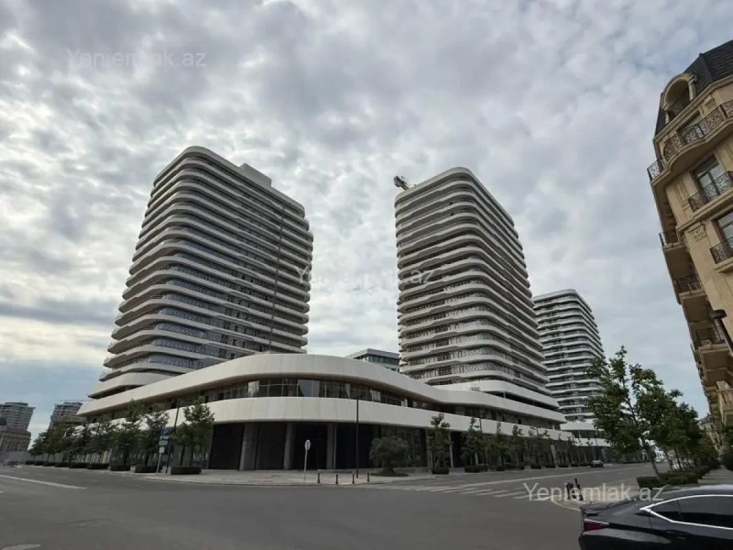 Satılır 2 otaqlı yeni tikili 95 m²