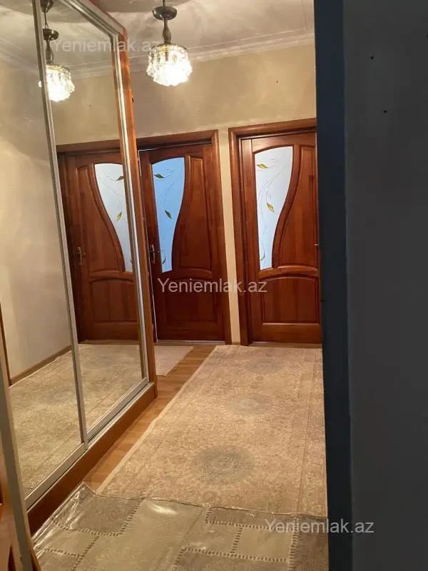 Satılır 3 otaqlı köhnə tikili 80 m²