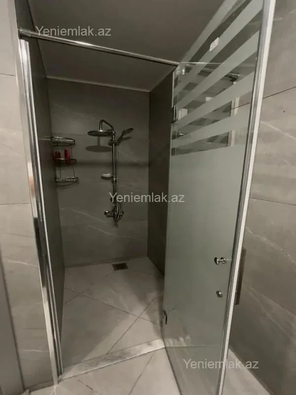 Satılır 2 otaqlı yeni tikili 68.5 m²