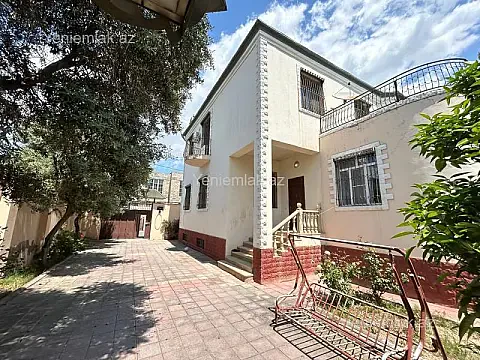 Satılır 6 otaqlı həyət evi 220 m² — Bakı, Nizami 6 otaq 220.00 m²