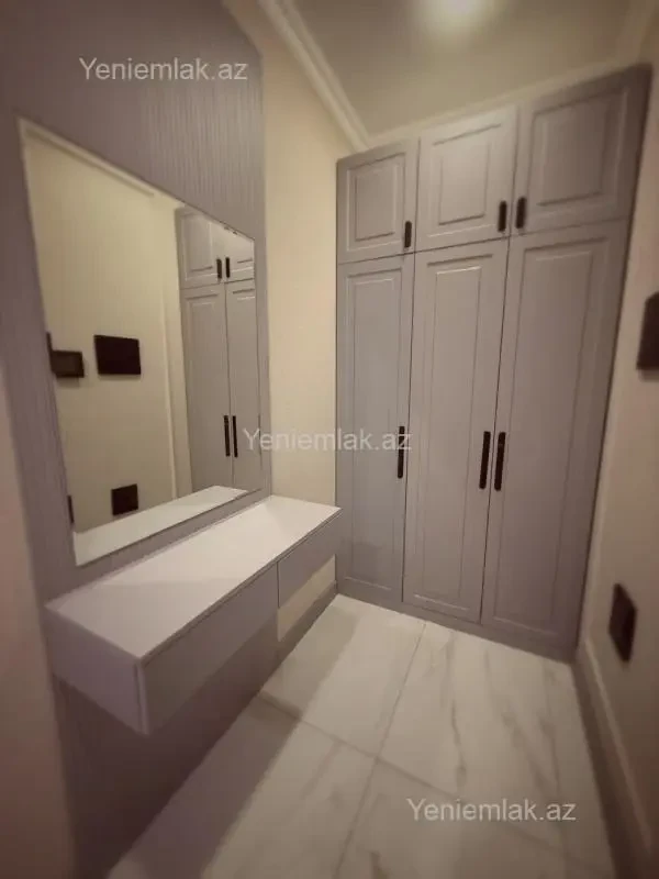 Satılır 3 otaqlı yeni tikili 107 m²