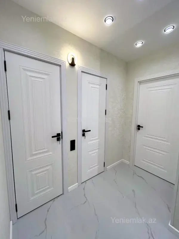 Satılır 3 otaqlı köhnə tikili 92 m²