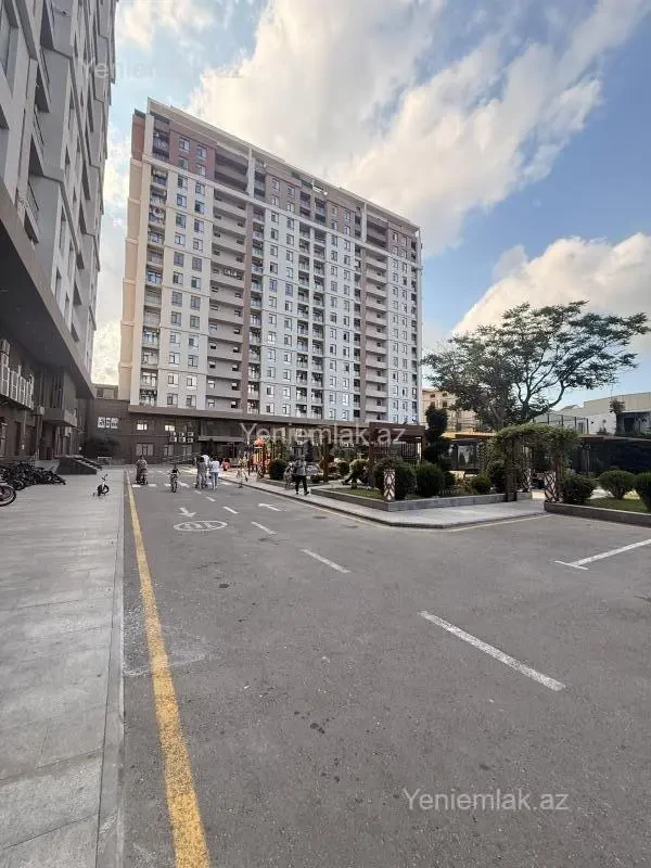 Satılır 3 otaqlı yeni tikili 127 m²