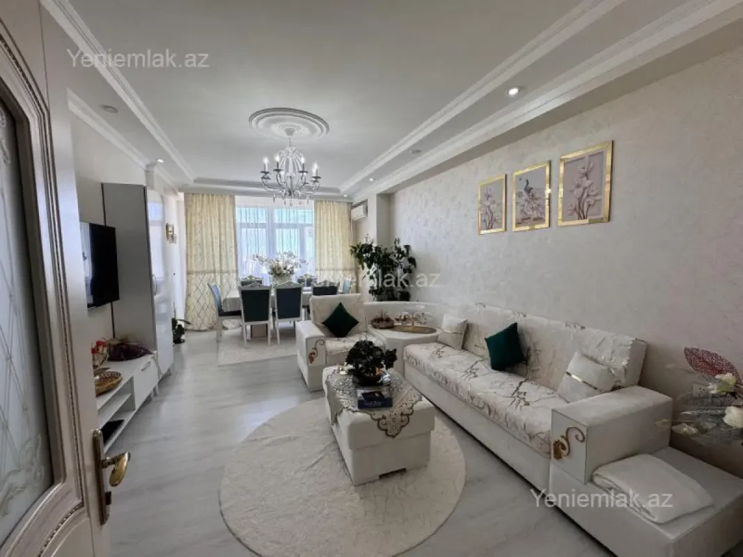 Satılır 3 otaqlı yeni tikili 105 m²