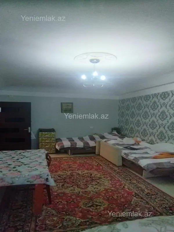 Satılır 1 otaqlı köhnə tikili 30 m²