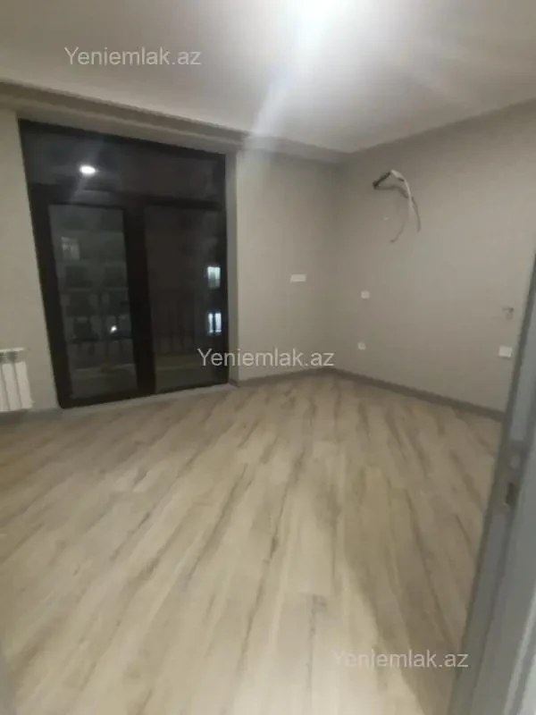 Satılır 3 otaqlı yeni tikili 77 m²
