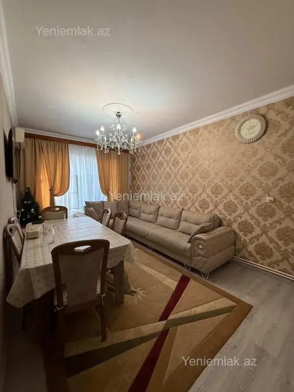 Satılır 3 otaqlı köhnə tikili 80 m²