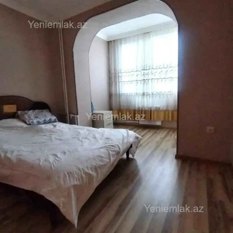 Satılır 2 otaqlı köhnə tikili 38 m²