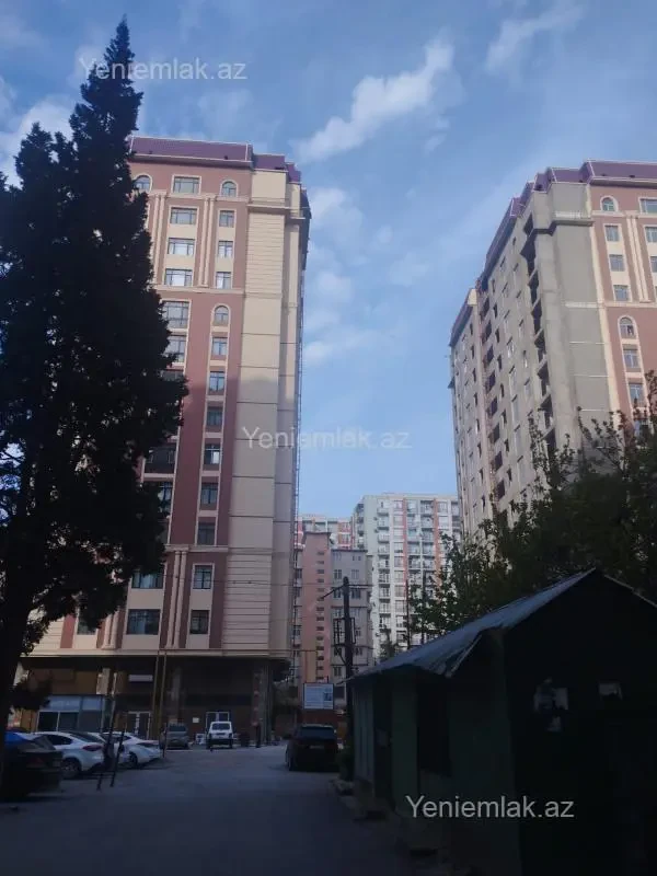 Satılır 3 otaqlı yeni tikili 115 m²