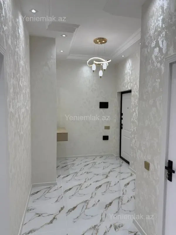 Satılır 2 otaqlı yeni tikili 60 m²