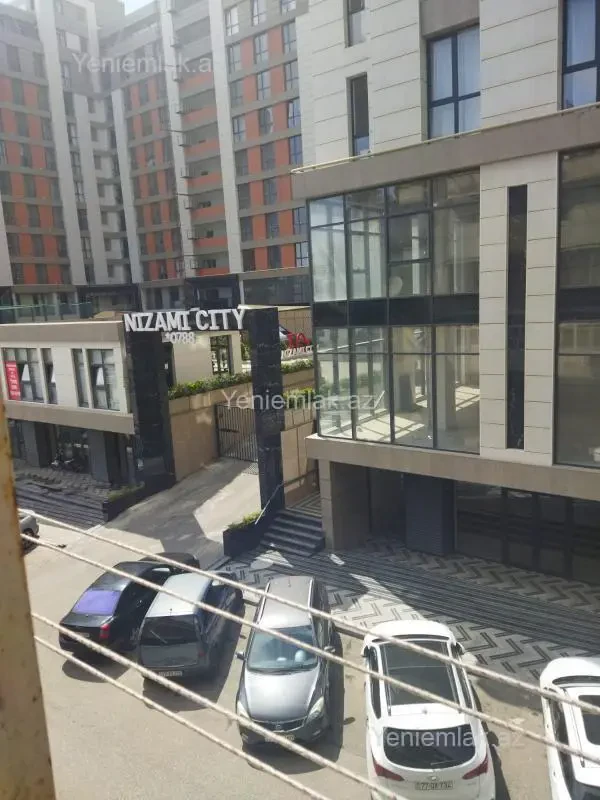 Satılır 2 otaqlı köhnə tikili 45 m²