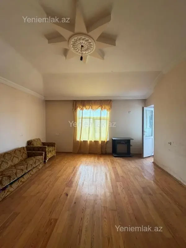 Satılır 3 otaqlı yeni tikili 90 m²