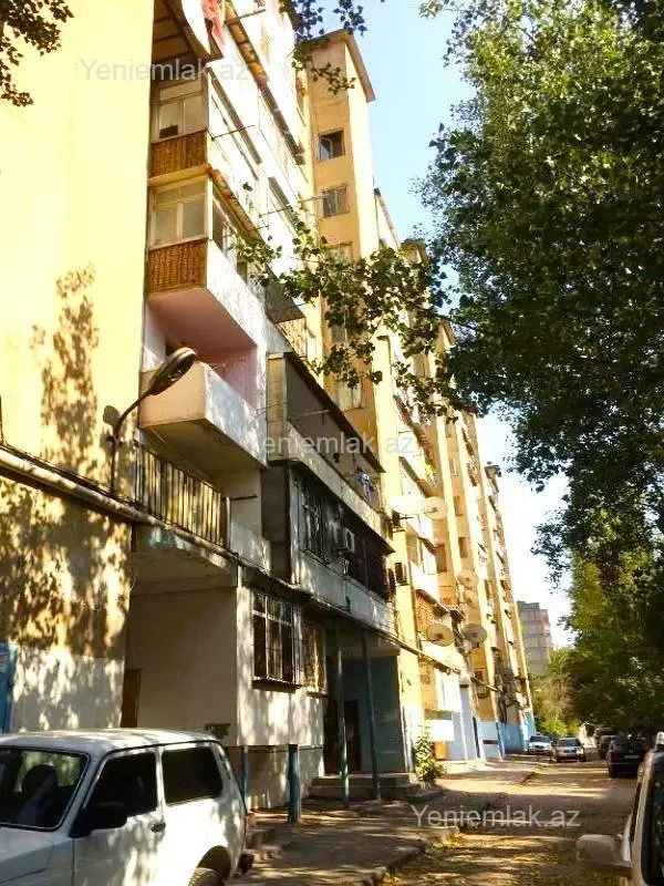 Satılır 3 otaqlı köhnə tikili 60 m²