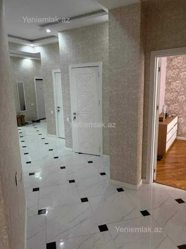 Satılır 4 otaqlı yeni tikili 115 m²