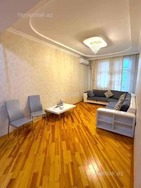 Satılır 2 otaqlı yeni tikili 75 m²